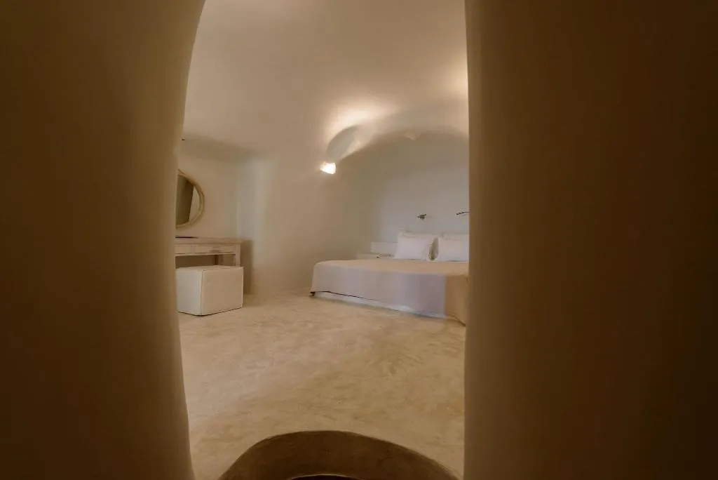 Room, Kapari Natural Resort - member of Unique Lodges Na, Santorini