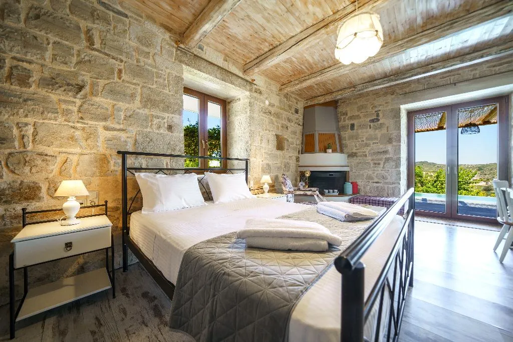 STUDIO CAPACITY 2 Room, Asion Lithos, Crete