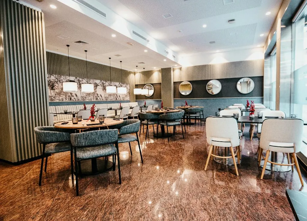 Restaurant, Hotel Elche Centro Affiliated by Melia, Costa Blanca