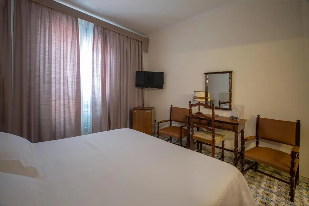 Double or Twin STANDARD Room, Lido Mediterranee, Taormina