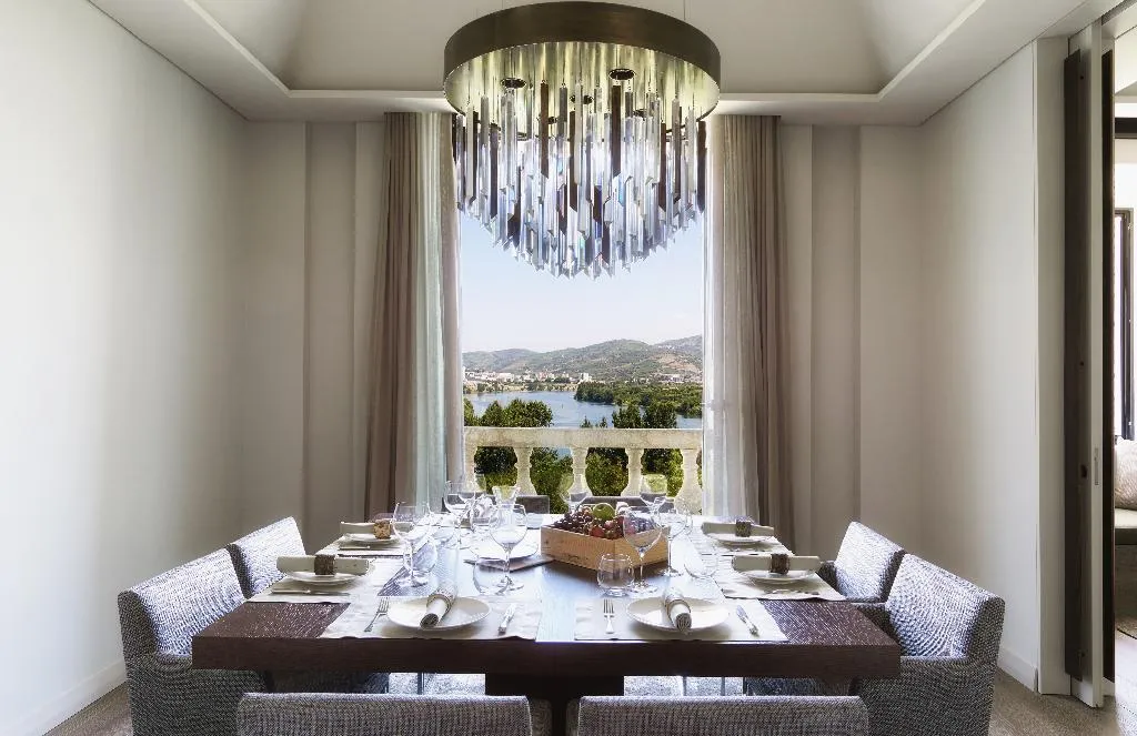 SUITE PRESTIGE Room, Six Senses Douro Valley, Porto