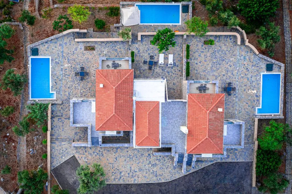 VILLA WITH PRIVATE POOL Room, Searocks Exclusive Village, Kalamata