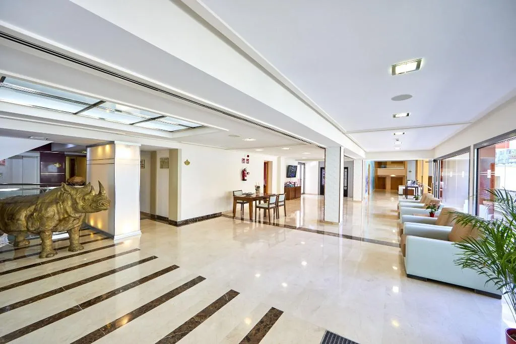 Lobby, Mediterranean bay, Majorca