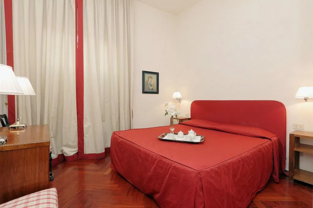 Room, Cerretani 4 Duomo Guesthouse - My Extra Home, Florence