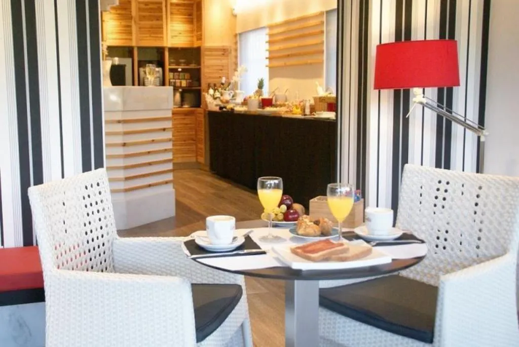 Room, Sitges, Costa Brava