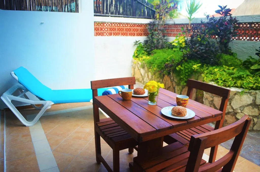 JUNIOR SUITE GARDEN VIEW Room, Corales Suites, Cancun Area