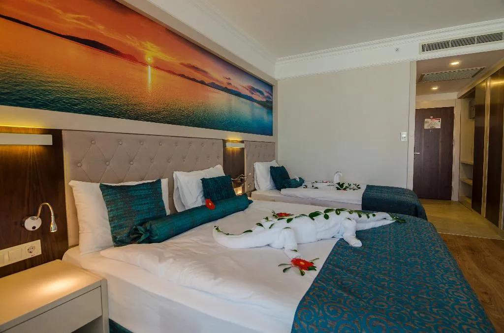 DOUBLE DELUXE WITH JACUZZI Room, The Lumos Deluxe Resort Hotel & Spa, Antalya