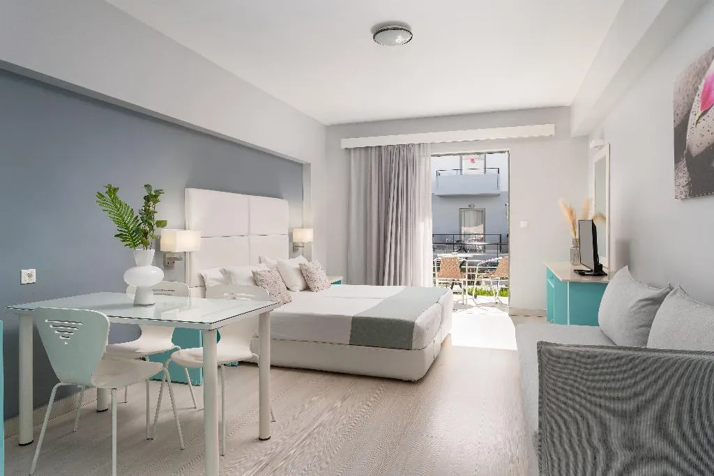 STUDIO SUPERIOR Room, Sunrise Village, Crete