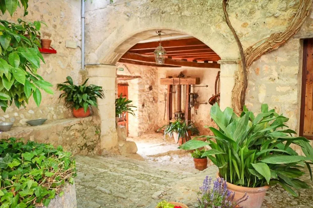 General view, Finca Hotel Es Castell, Majorca