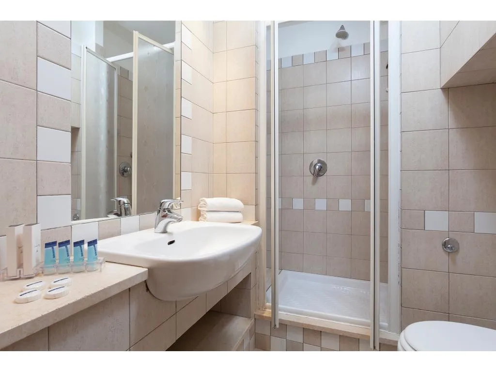 TWIN STANDARD Room, Hotel Kennedy, Rome