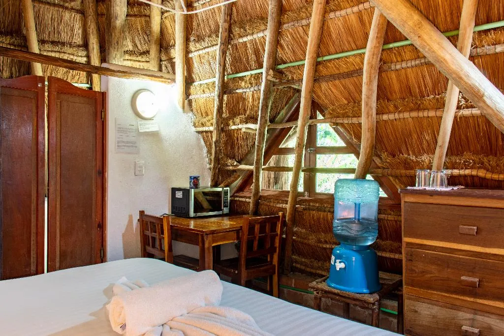 SINGLE ECONOMY PREMIUM Room, Casaejido, Playa Del Carmen