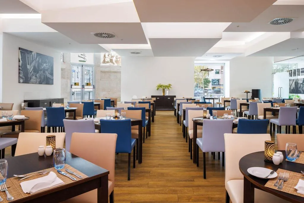 Restaurant, Jupiter Lisboa Hotel – Rooftop & Spa, Lisbon