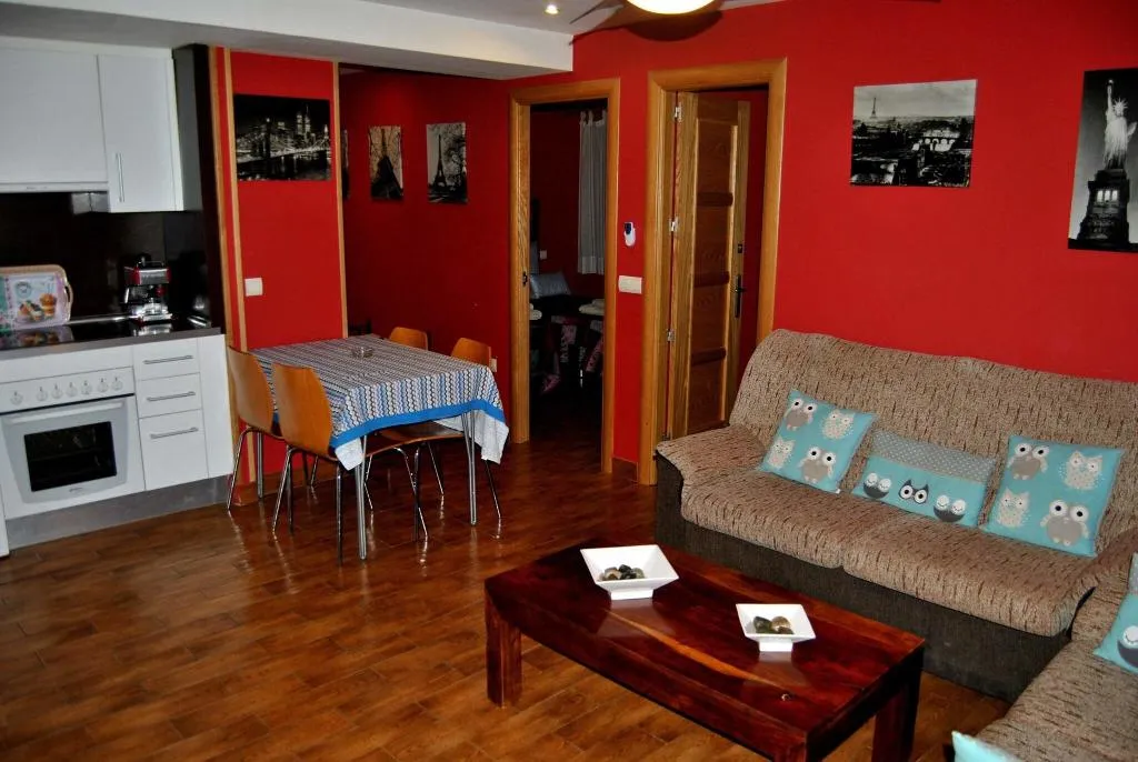 APARTMENT DELUXE Room, Apartahotel Collarubio, Madrid