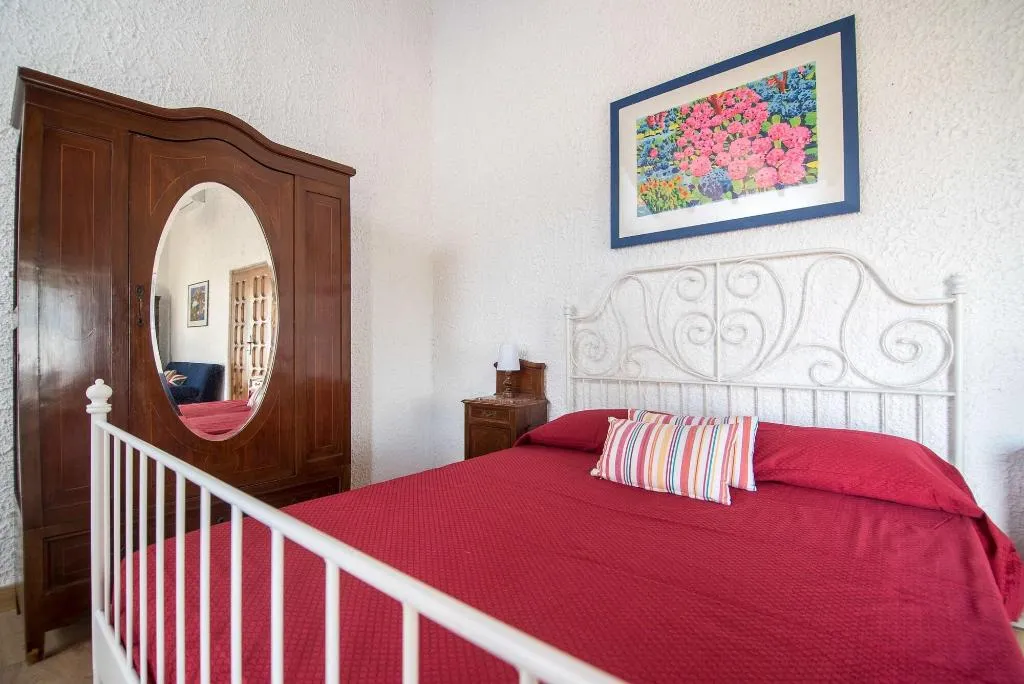 Room, Villa Degli Oleandri, Rome