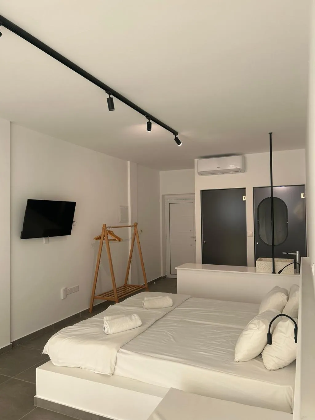 STUDIO STANDARD Room, Anais Bay Apartment, Cyprus