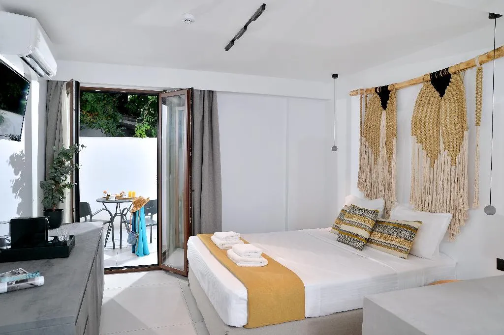 DOUBLE DELUXE Room, Yianna Hotel, Kefallinia