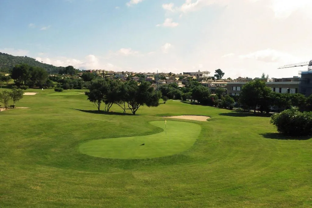 Sports and Entertainment, The St. Regis Mardavall Resort, Majorca