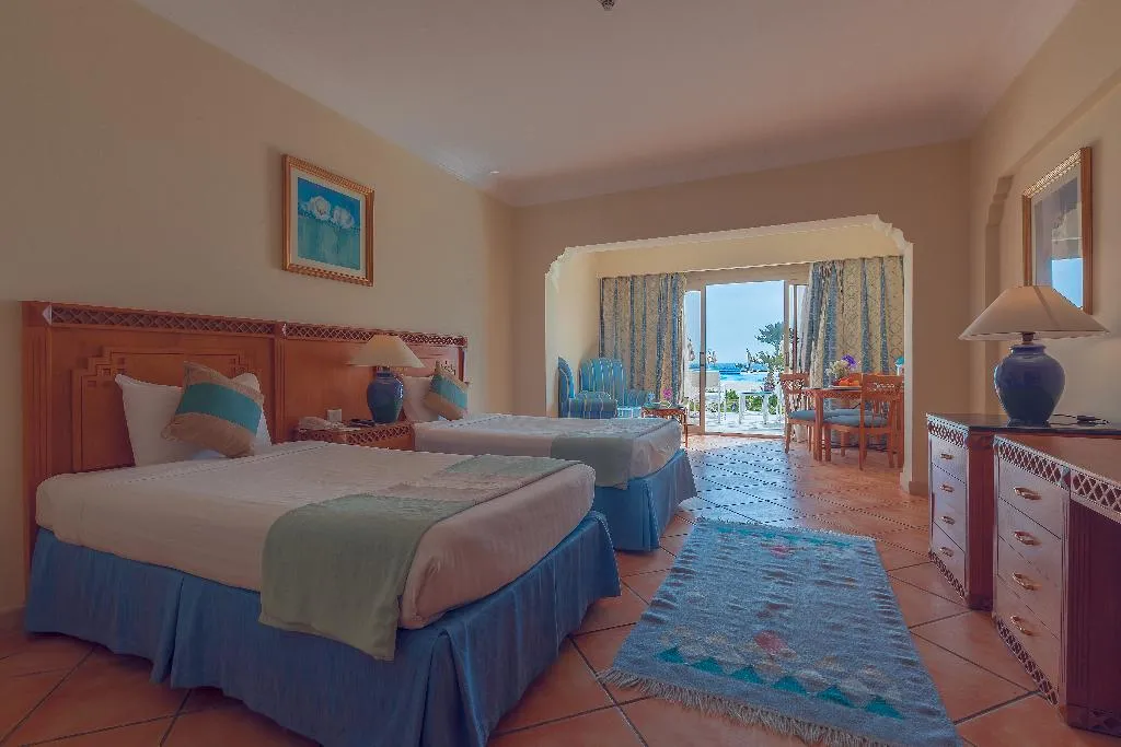 DOUBLE DELUXE SEA VIEW Room, Old Palace Resort Sahl Hasheesh, Red Sea Riviera