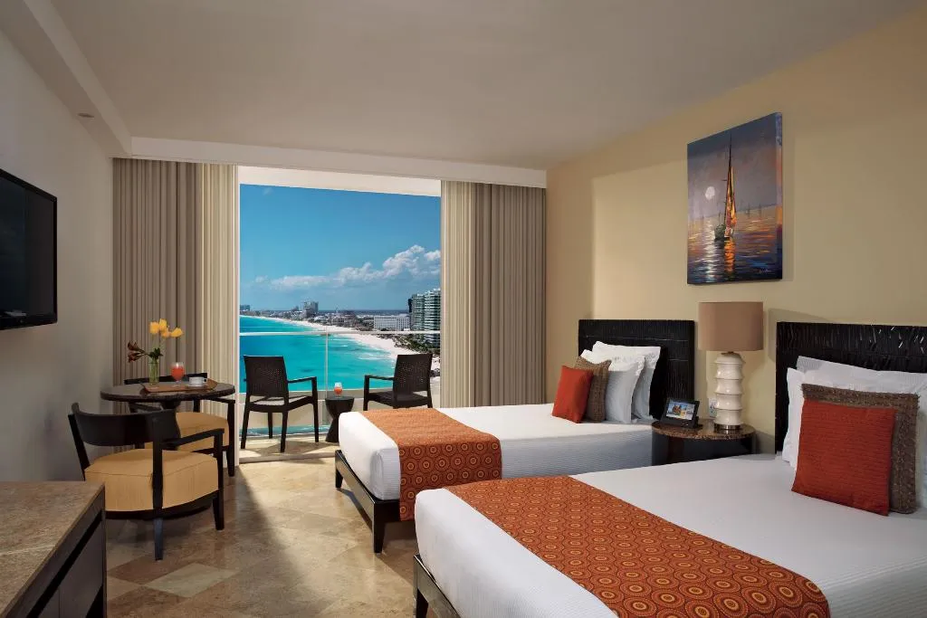 DOUBLE OCEAN VIEW TWO DOUBLE BEDS Room, Krystal Grand Cancun All Inclusive, Cancun Area
