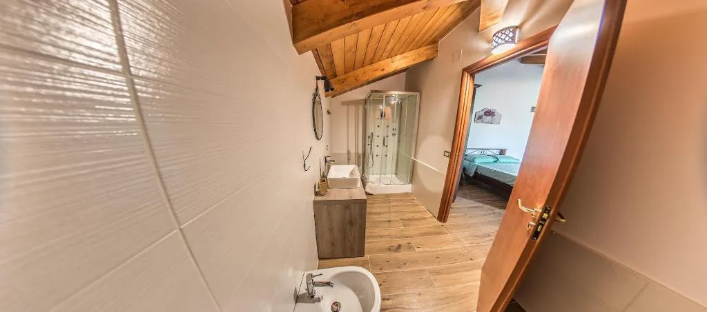 Room, La Mortella, Naples