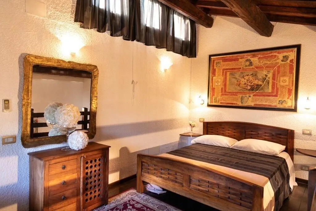 Room, Parco Delle Nazioni, Rome