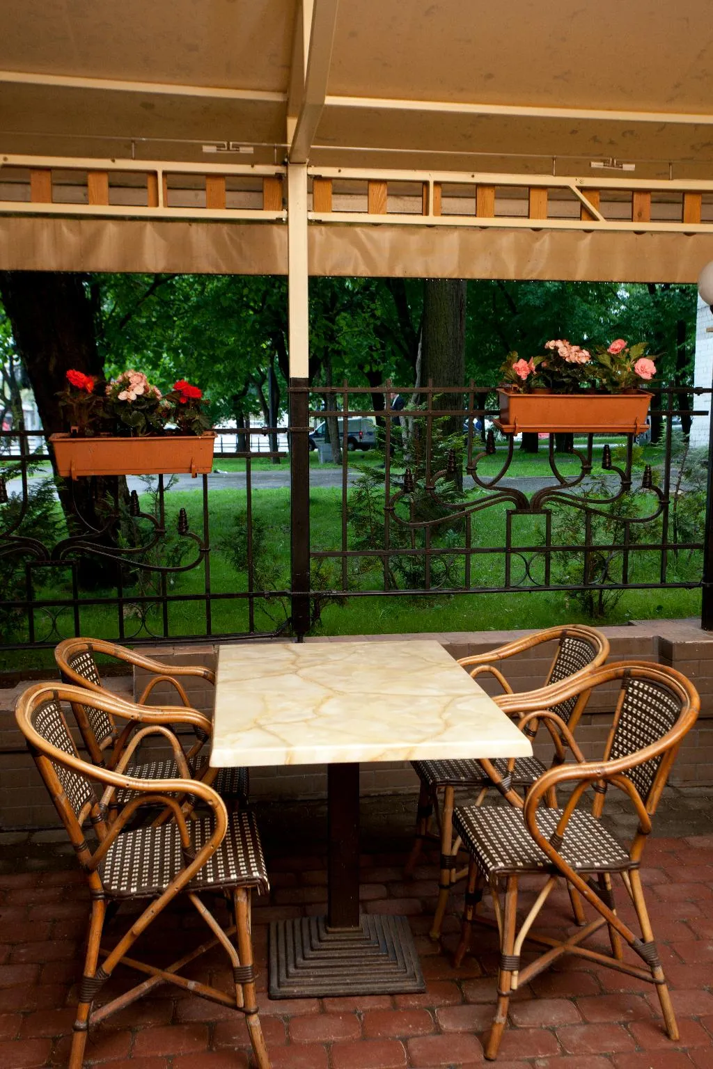 Terrace, Monte Kristo, Riga