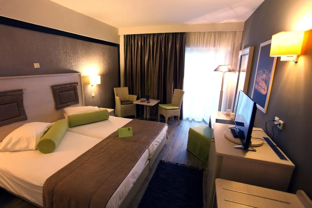 Double or Twin CLASSIC LAND VIEW Room, Dion Palace, Thessaloniki
