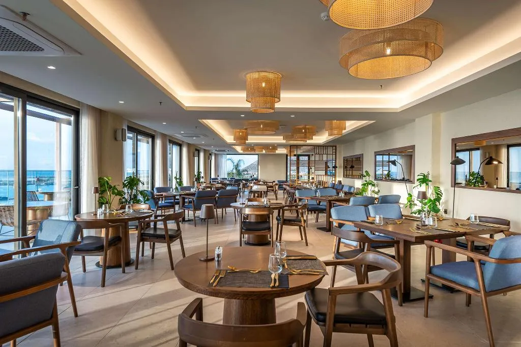 Restaurant, Aulus Chania Resort, Curio Collection by Hilton, Thessaloniki