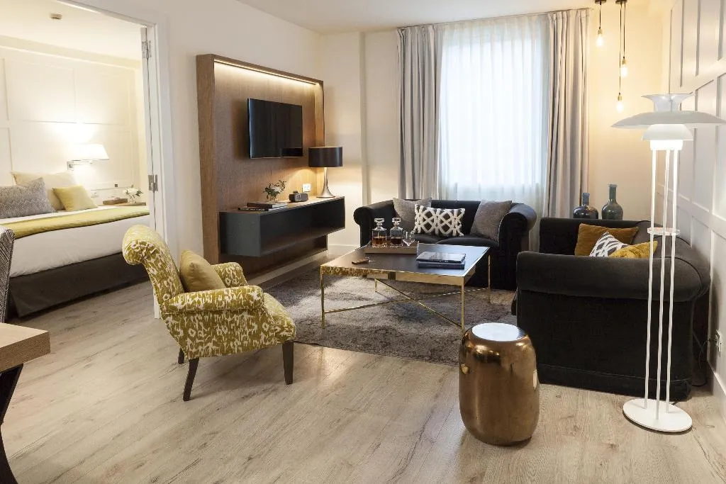 SUITE STANDARD Room, Catalonia Boulevard, Barcelona