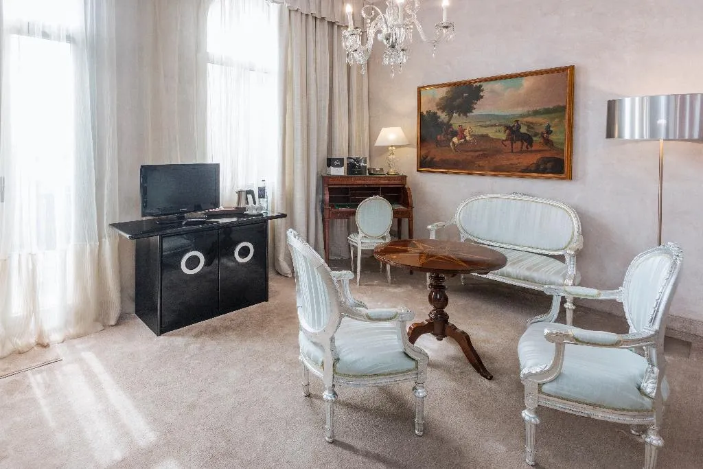 SUITE WITH VIEWS Room, Serhs Rivoli Rambla, Barcelona