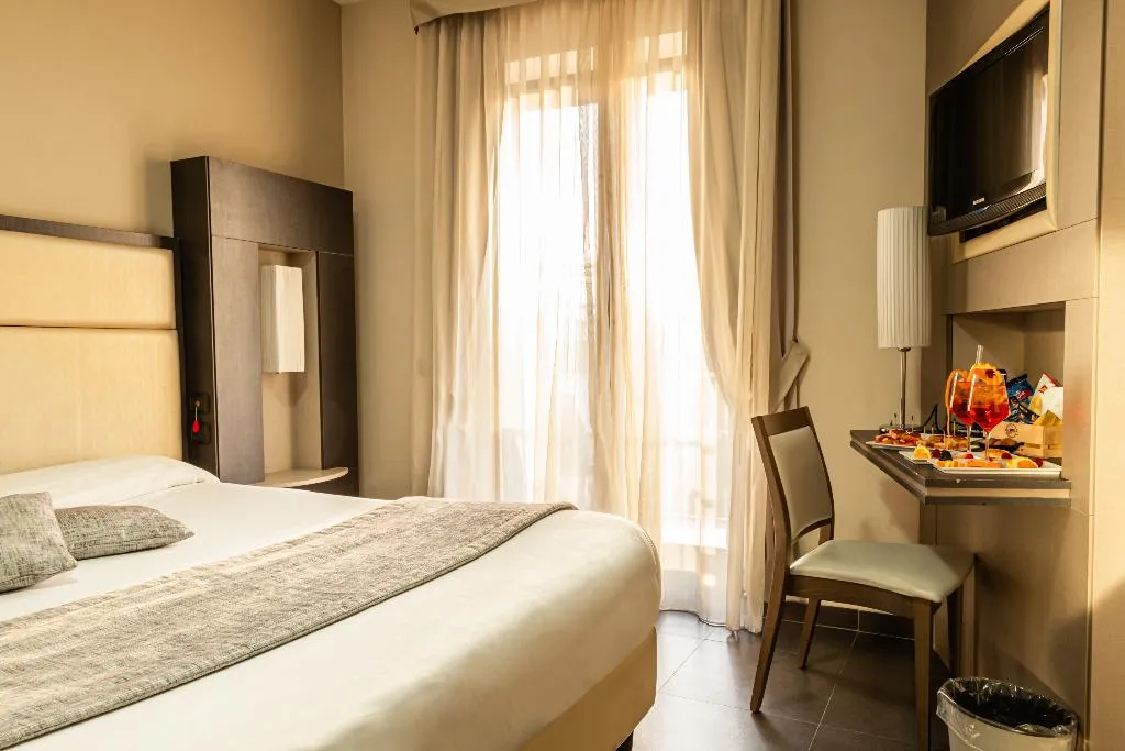 DOUBLE SINGLE USE STANDARD Room, Hotel Premiere, Naples