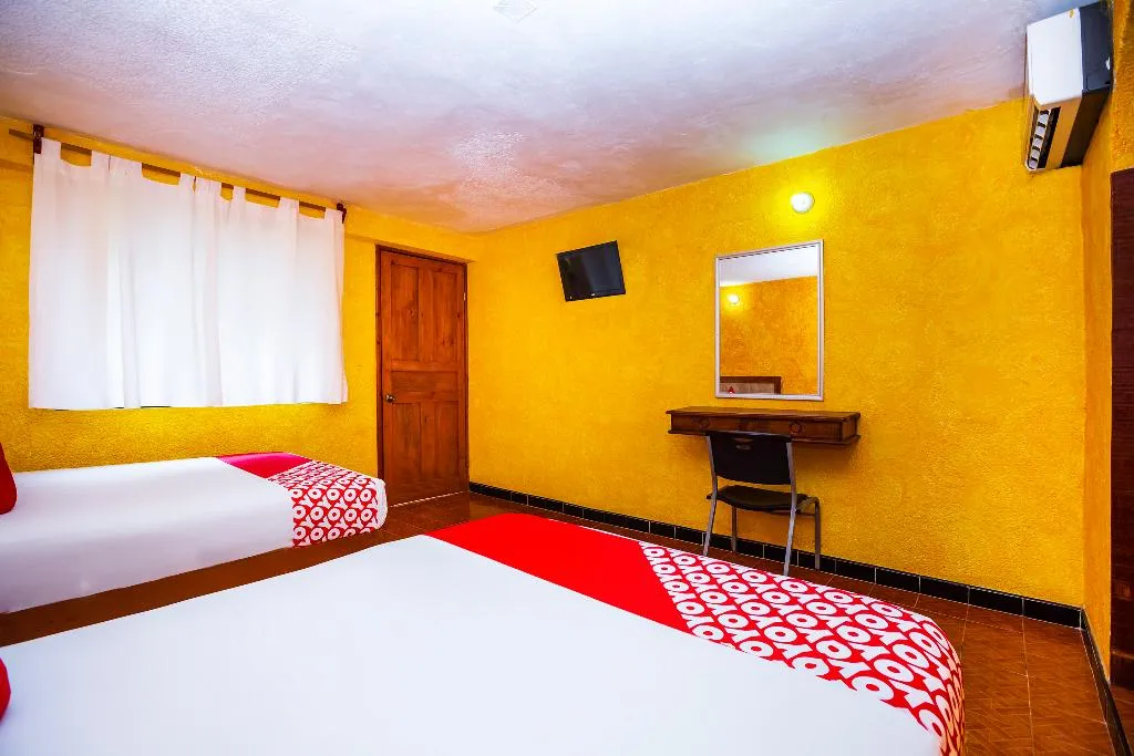 TWIN TWO BEDS Room, OYO Hotel Playa Del Carmen, Playa Del Carmen