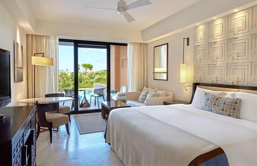 Room, The Romanos, A Luxury Collection Resort, Kalamata
