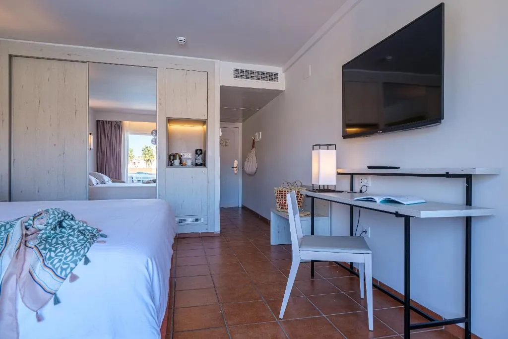 Room, Oassium Hotel at Estival Park, Costa Brava
