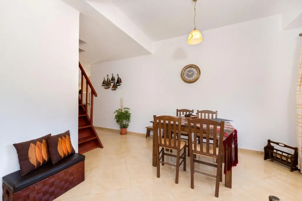Room, Aspalathos Suites, Santorini