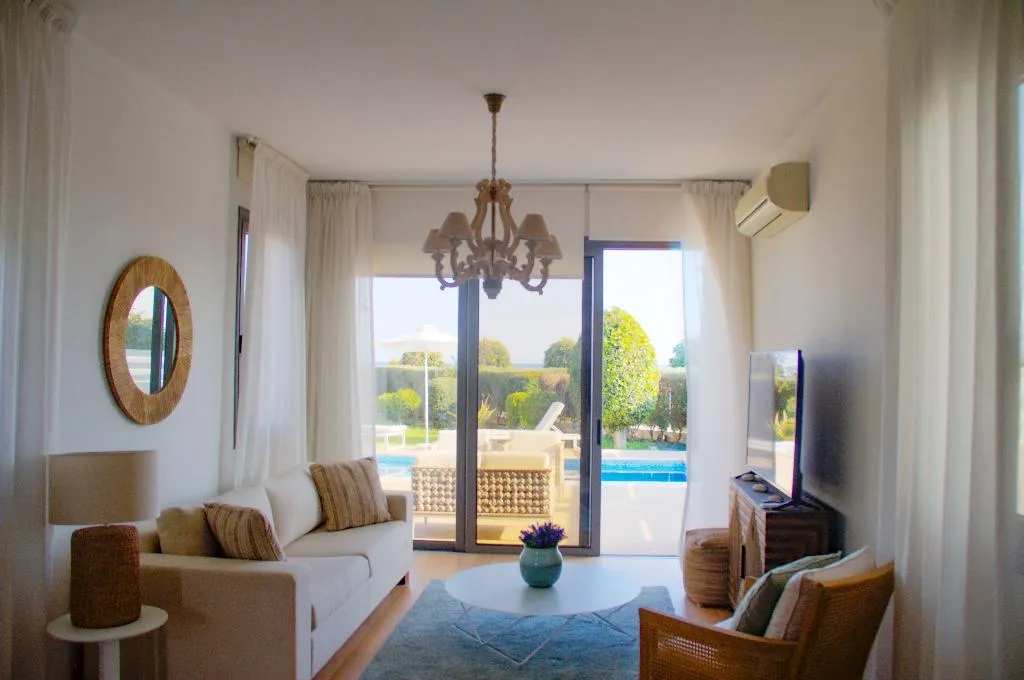 VILLA WITH PRIVATE POOL Room, Atlantis Gardens Apartments & Villas, Cyprus
