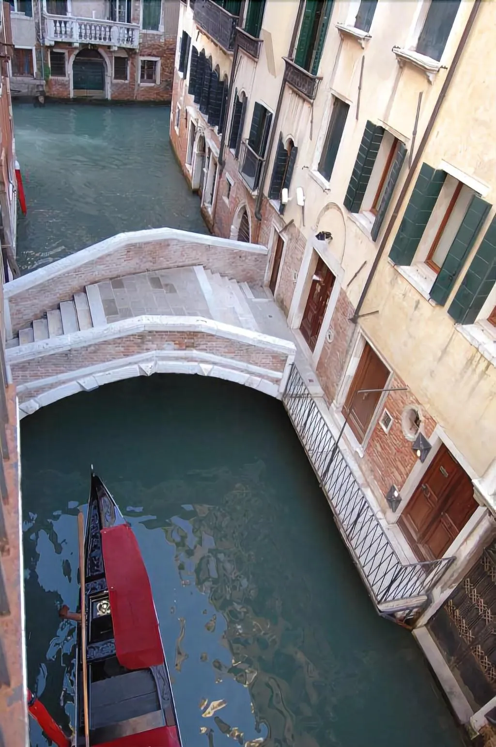 General view, Al Gazzettino, Venice
