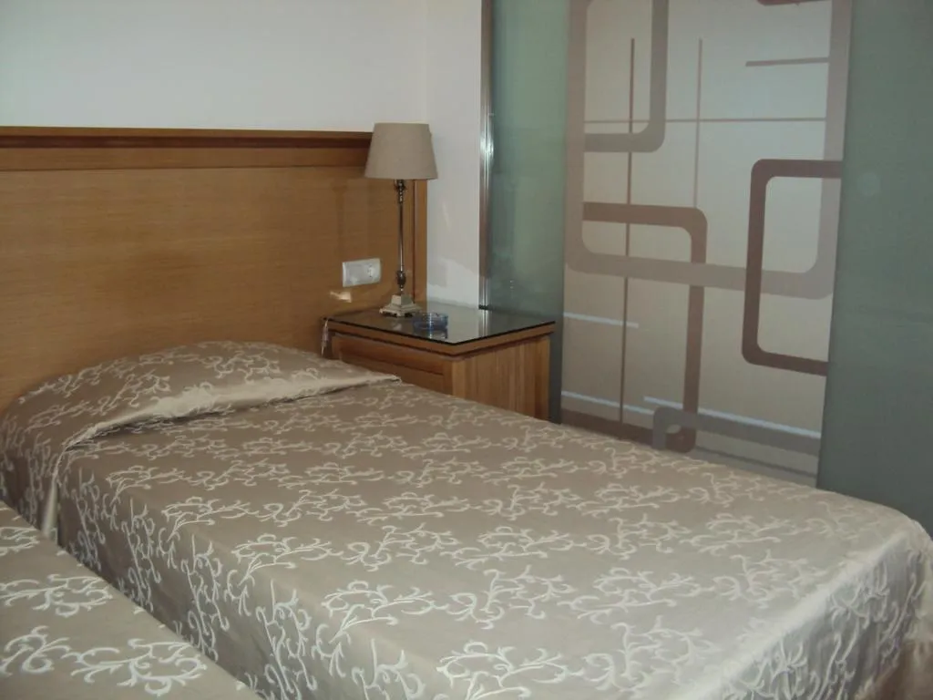 Room, Alexandros, Halkidiki