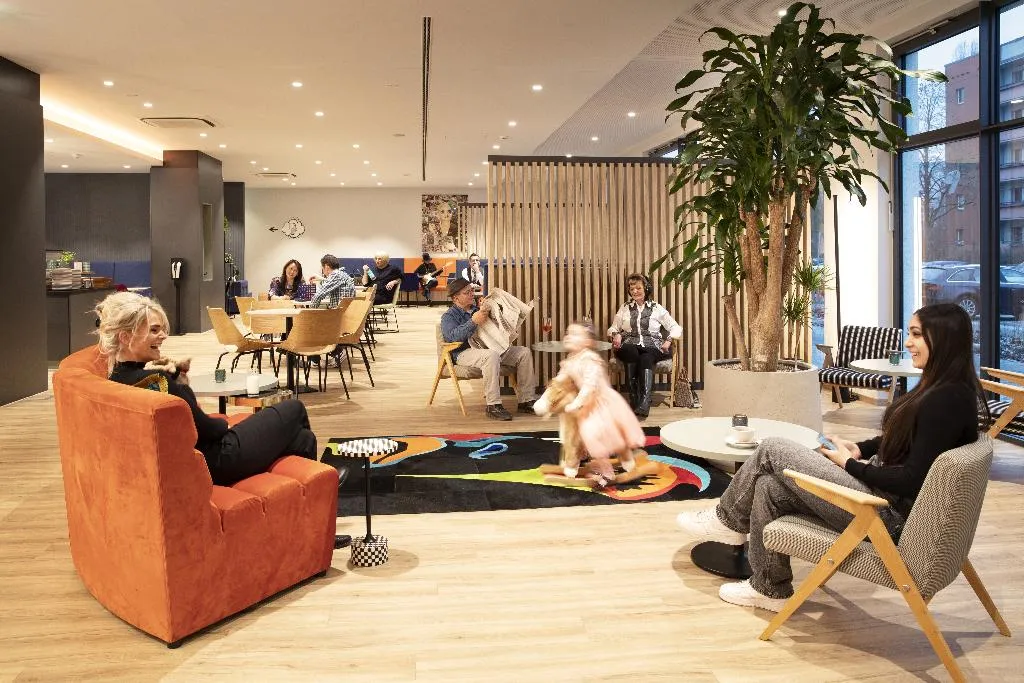 Lobby, LOGINN Hotel Berlin Airport, Berlin