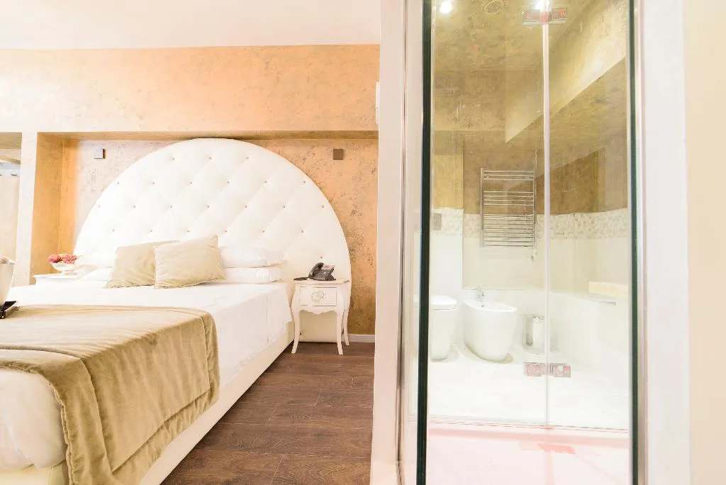 JUNIOR SUITE DELUXE Room, Vespasiano, Rome