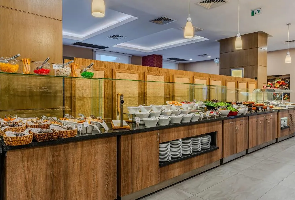 Restaurant, Ramada Plaza by Wyndham Izmir, Izmir