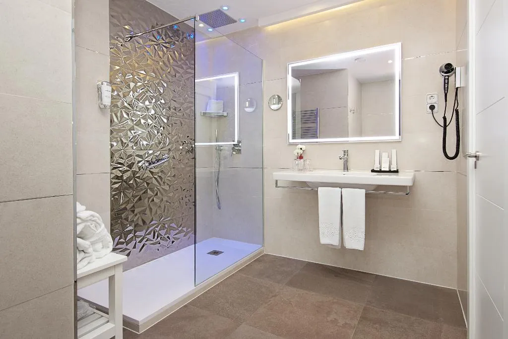 DOUBLE PREMIUM Room, Grupotel Mayorazgo, Madrid