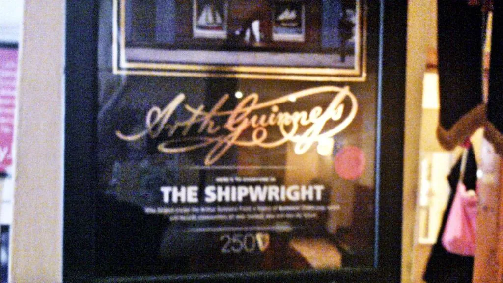 Bar, The Shipwright Guesthouse, Dublin
