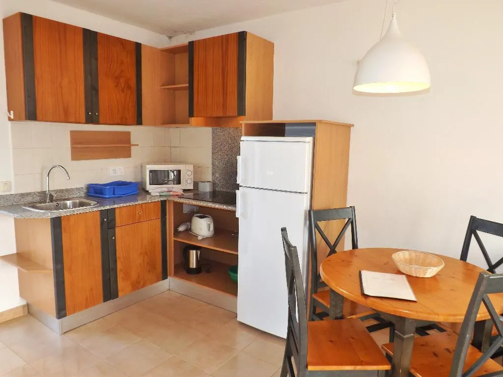 APARTMENT TWO BEDROOMS Room, Nure Mar y Mar, Menorca