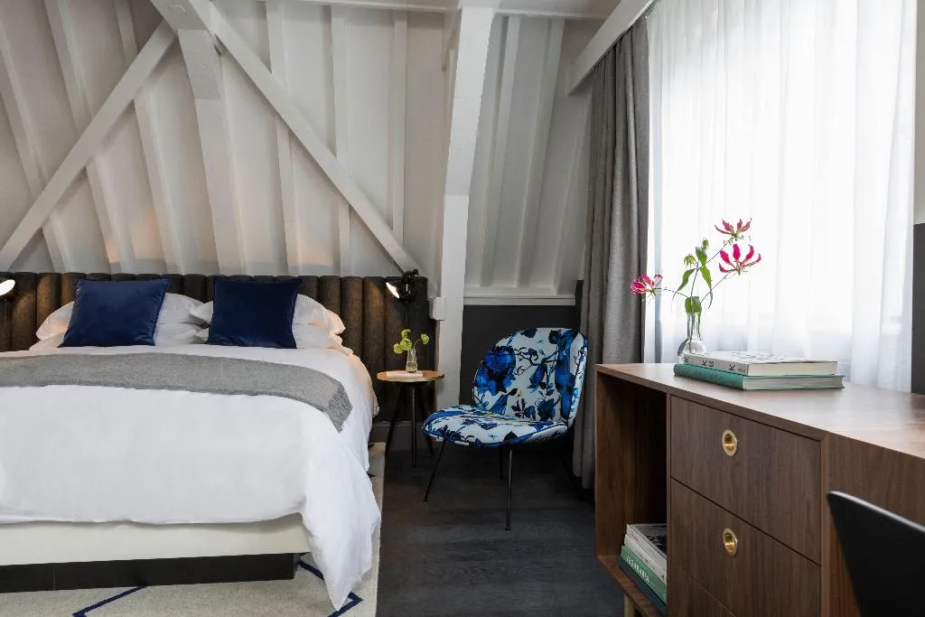 SUITE KING SIZE BED Room, Kimpton De Witt Amsterdam, Amsterdam