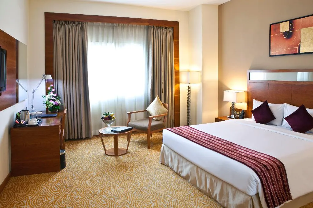 Double or Twin DELUXE Room, Landmark Grand Hotel, Dubai