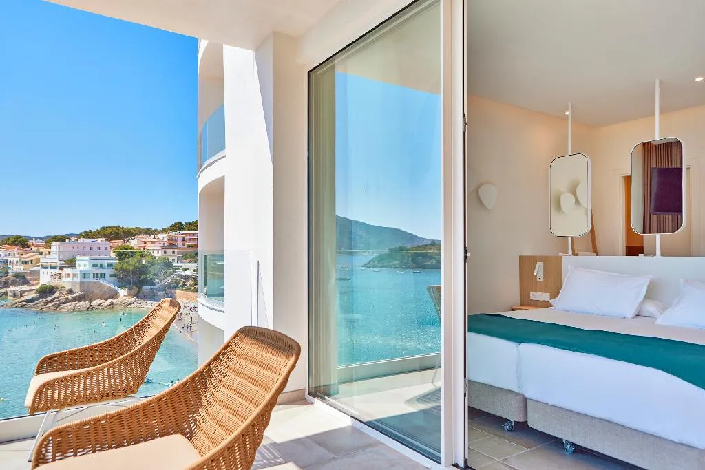 Double or Twin SUPERIOR SEA VIEW Room, Universal Hotel Aquamarin, Majorca