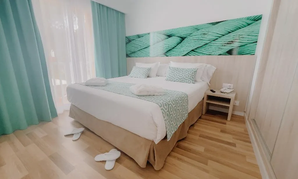 SUITE ONE BEDROOM ONE BATHROOM Room, Comitas Floramar, Menorca