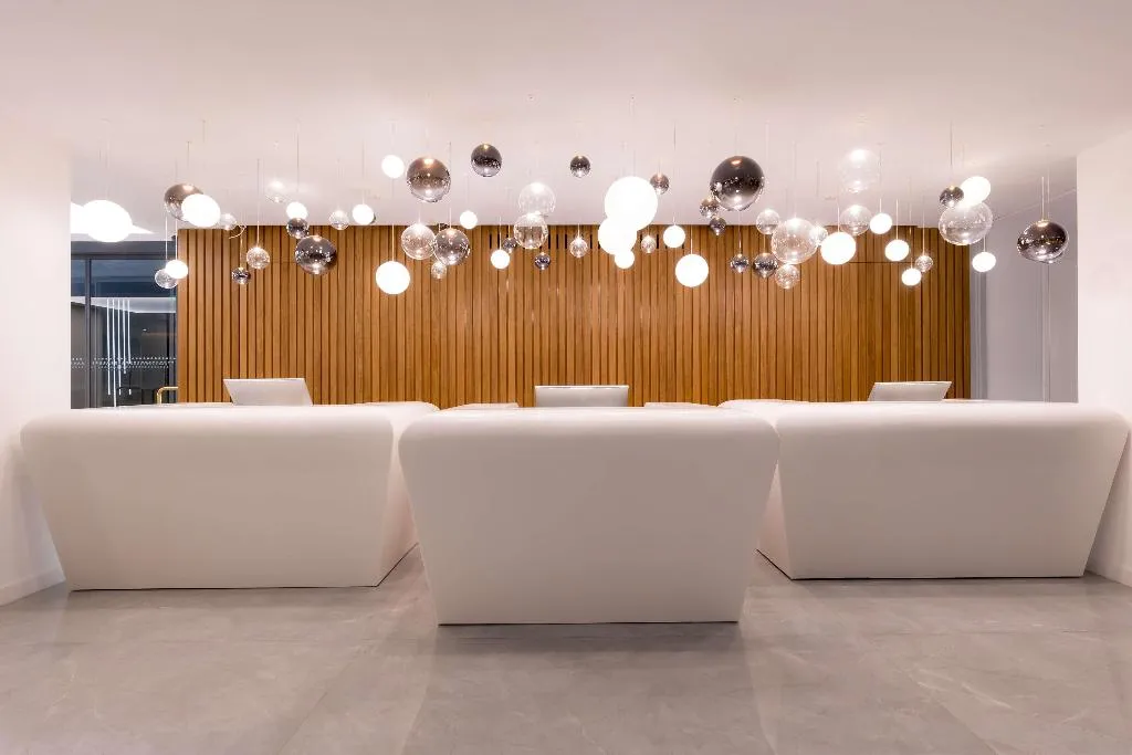 Lobby, Radisson Beach Resort Larnaca, Cyprus
