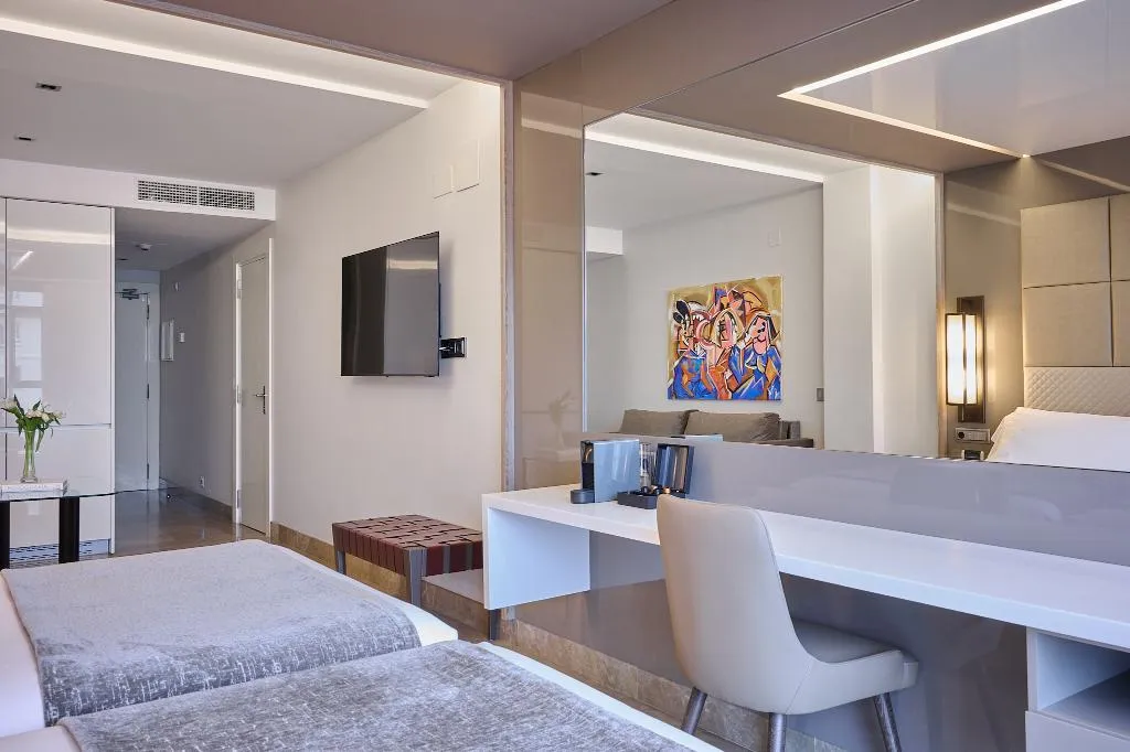 DOUBLE SINGLE USE STANDARD Room, VP Madroño, Madrid